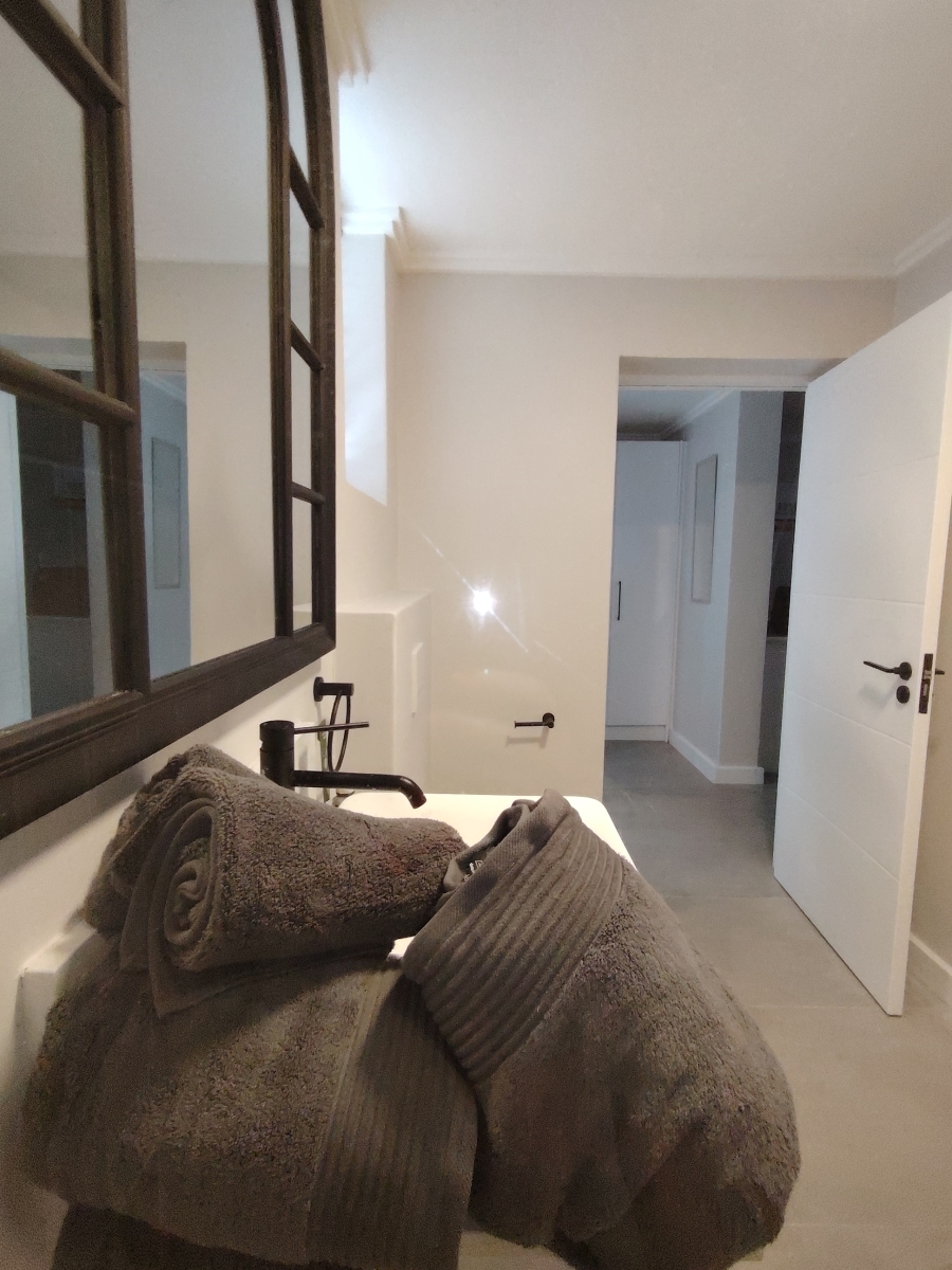 To Let 6 Bedroom Property for Rent in Brackenridge Western Cape